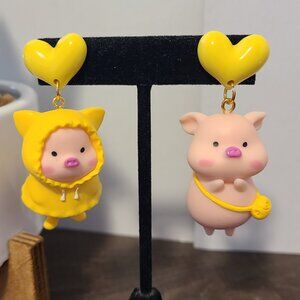 Unbranded Piglet Stud Earrings Multi-Color NEW Ladies Outdoors Fun Unique Party